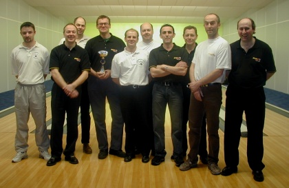 GoldCup2001-2002-Hommes06.jpg (48929 octets)