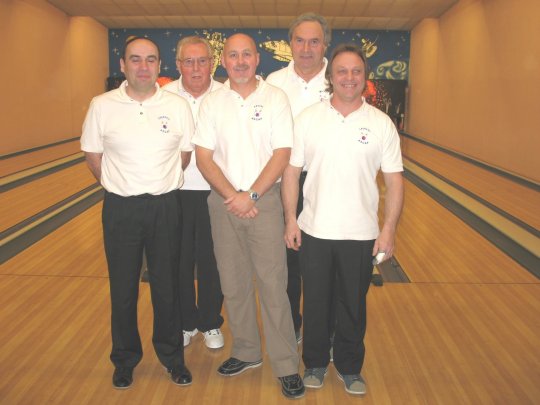 Champ-Clubs-R2B-2006-2007-ASCAP-01S.jpg (36323 octets)