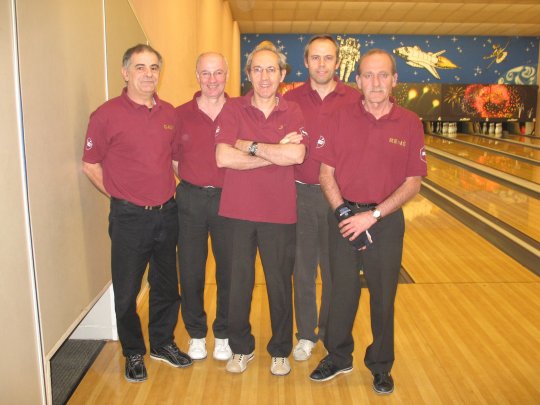 Champ-Clubs-R2B-2006-2007-Skittle-01S.jpg (45167 octets)