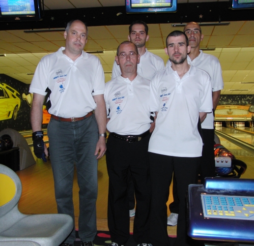 2009-2010-R3AH-Skittle-S.jpg (180641 octets)