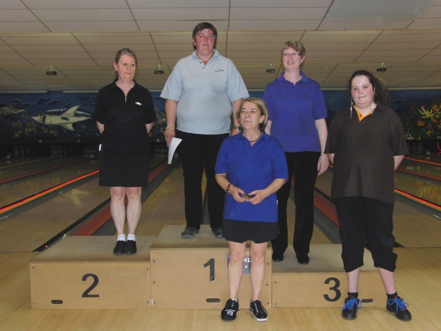 2011-Coupe-Du-Monde-Dames-S.jpg (189019 octets)